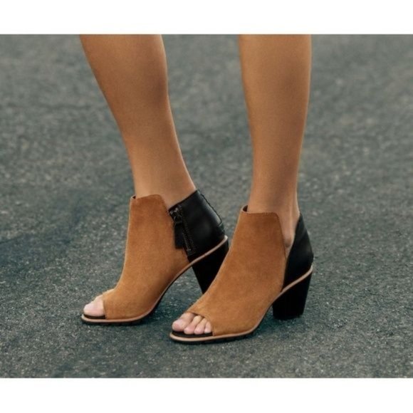 Sorel‎ 9.5 Leather 2 Tone Black Brown Heeled Open Toe Booties NADIA - Picture 1 of 13